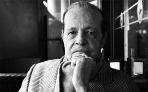 Çağının yazarı: Refik Erduran