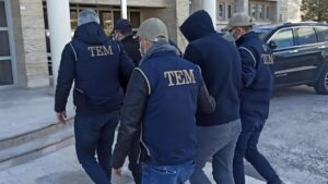 FETÖ’ye “Kıskaç-5” operasyonu: 27 gözaltı