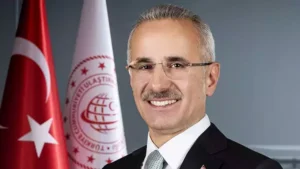 Ulaştırma ve Altyapı Bakanı Uraloğlu’ndan ‘Afrika’ çıkarması