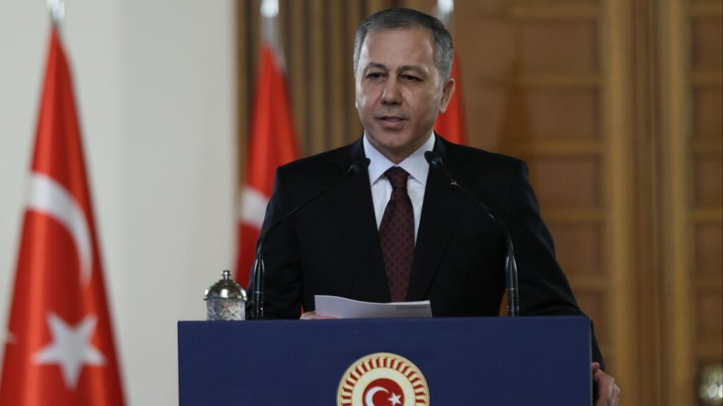 Bakan Yerlikaya: Ekinözü Kaymakamı Mesut Coşkun hayatını kaybetti