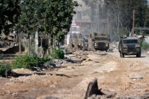 İsrail Batı Şeria’nın çeşitli bölgelerinden 15 Filistinliyi gözaltına aldı