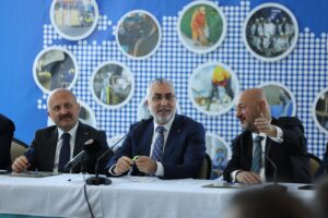 Çalışma ve Sosyal Güvenlik Bakanı Işıkhan, Adıyaman’da “Türkiye Yüzyılı’nda Çalışma Hayatı Buluşmaları” programına katıldı