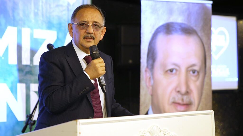 Bakan Mehmet Özhaseki, “Emin olun, ülkenin en ücra köşesindeki beldede de eserimizi görürsünüz.