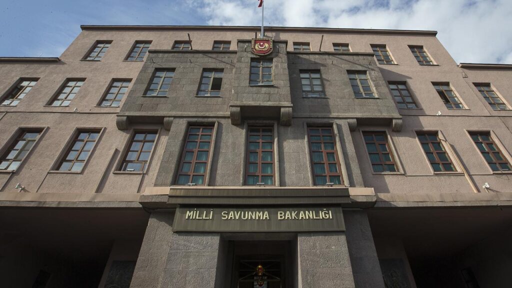 MSB’den ABD’ye tepki: Terörle mücadele teröristle yapılmaz