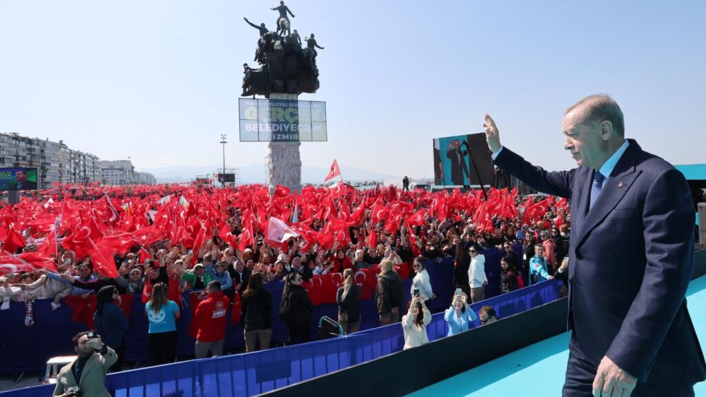 Cumhurbaşkanı Erdoğan: İzmir’i CHP zihniyetine bırakmayacağız