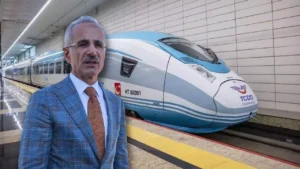 Bakan Uraloğlu, “Ankara-İzmir arası 14 saat olan seyahat süresi ise 3 saat 30 dakikaya düşecek”