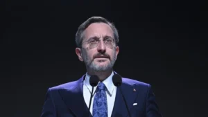 İletişim Başkanı Altun, İsrail’in Gazze’ye saldırısında yardım görevlilerinin öldürülmesini kınadı