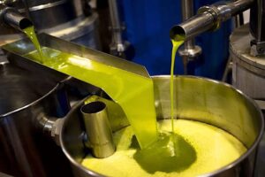 Zeytinyağında ihracat kısıtlamasının kaldırılması için gözler Bakanlıkta