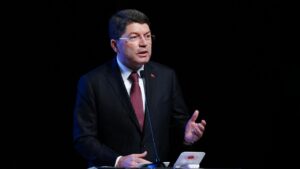 Bakan Tunç: UAD’nin kararı Filistin’de akan kanın dinmesi adına önemli ancak yetersiz