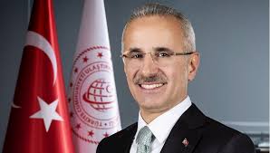 Bakan Uraloğlu: İstanbul’u baştan başa metro ağları ile ördük