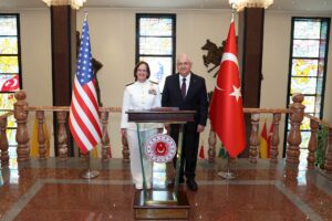 ABD Deniz Kuvvetleri Komutanı Oramiral Lisa Franchetti, Ankara’da Güler’i ziyaret etti