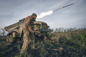 Ukrayna’da yeni askeri strateji: Savaşı bitirmek için bir yol haritası var mı?