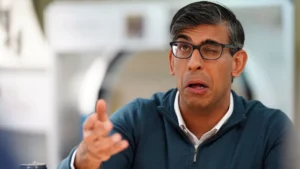 Gazeteci Tuba Nur TÜRKELİ, İngiltere’nin nabzını tutuyor!