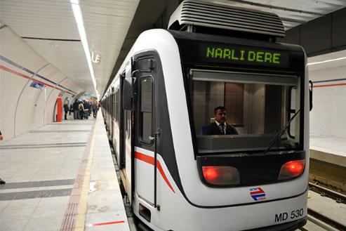 İşte İzmir Metrosu’nun 28’lik delikanlısı