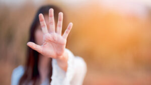 Bakan Göktaş, “Kadına yönelik şiddetle mücadele siyaset üstü bir meseledir”