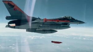 F16’dan atılan TOLUN mühimmatından tam isabet