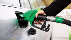 Benzinli otomobil satışları ilk sırada