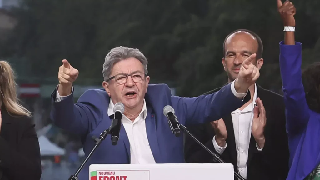 Fransa solu, başbakan çıkmazı nedeniyle Macron’u görevden almakla tehdit ediyor