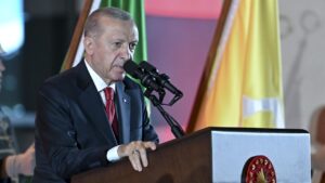 Cumhurbaşkanı Erdoğan: Dilinden nefret akan beşinci kol aparatlarının tuzaklarına düşmeyeceğiz