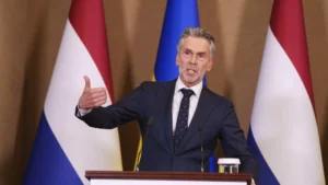 Hollanda hükümeti ‘mümkün olan en kısa sürede’ AB’nin iltica yasalarından ayrılacak