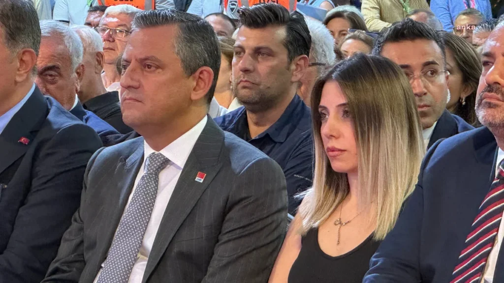 “Bir Sürçen Atın Başı Kesilmez”