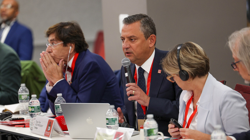 CHP Lideri Özgür Özel, “Bir Sonraki Toplantımızı Ramallah’ta Yapmayı Öneriyorum”