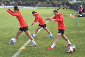 Kadın A Millî Takımımızın Tarihi Ukrayna Maçları Hazırlıkları Başladı