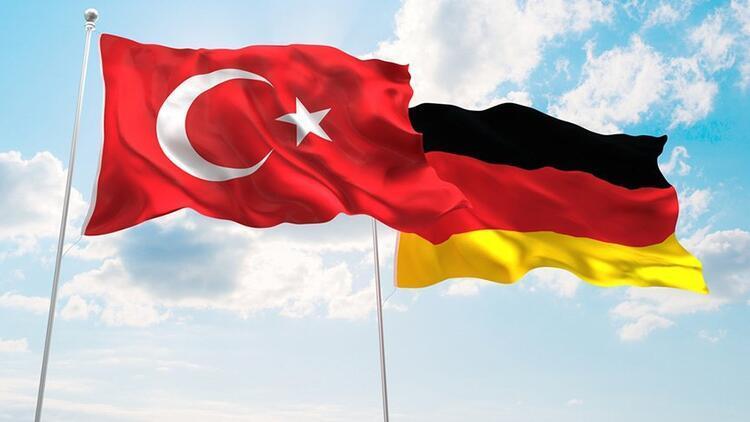 Scholz Türk vatandaşlarının vize şikâyetlerine hak verdi