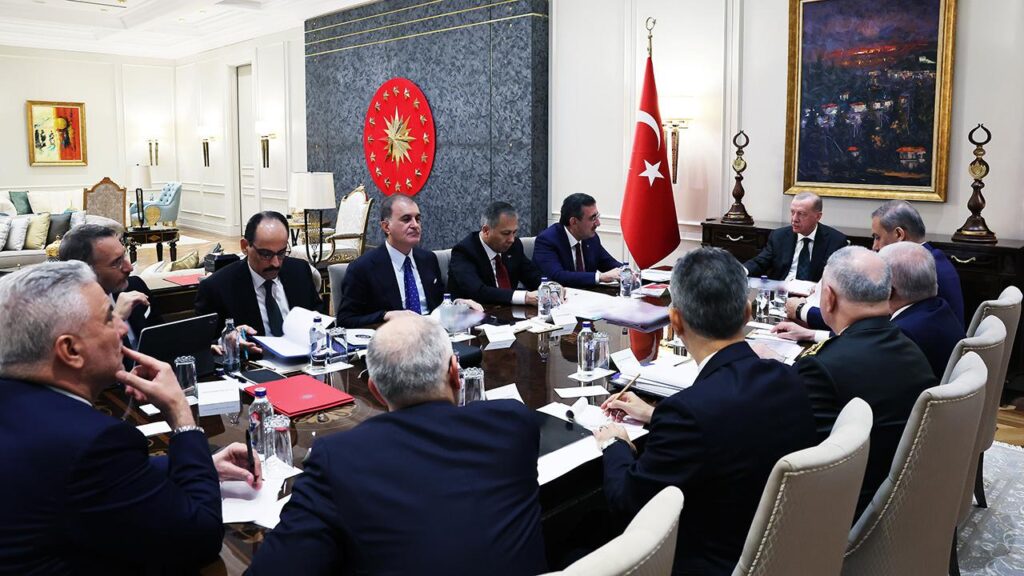 Cumhurbaşkanı Erdoğan’ın başkanlığında güvenlik toplantısı yapıldı