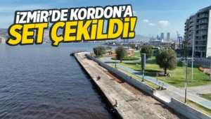 İzmir Büyükşehir Belediyesi, Kordon’a su taşkınlarına karşı bin 700 metrelik geçici fırtına duvarı örüyor