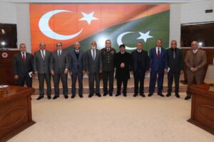 Milli Savunma Bakanlığı (MSB), Türkiye’nin davetiyle Libya’dan gelen “5+5 Ortak Askeri Komisyonu” heyetini bakanlıkta ağırlandı