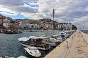 Mudanya’da deniz turizmini canlandırmak için, Arnavutköy Balıkçı Barınağı yat limanına dönüştürülüyor