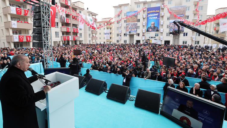 Cumhurbaşkanı Erdoğan, “Taş üstüne taş koymanın derdindeyiz”