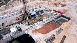 Kasımda ham petrol üretiminde rekor kırıldı