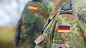 Alman ordusu, altyapı ve askeri tesisleri korumak için 6 bin kişilik savunma birliği oluşturuyor