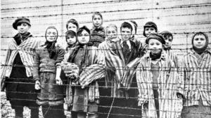 Auschwitz nasıl Nazi Holokostu’nun merkezi haline geldi?