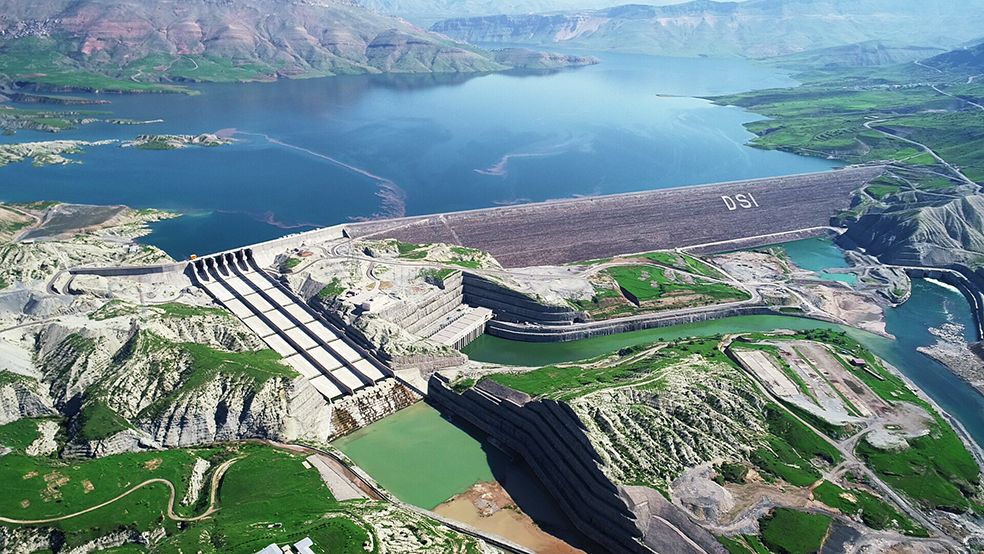 Kastamonulu Tarım ve Orman Bakanı İbrahim Yumaklı öncülüğünde ülkenin her bir karış toprağını su ile buluşuyor