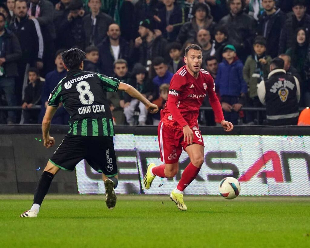 Körfez ikinci yarıda güldü!