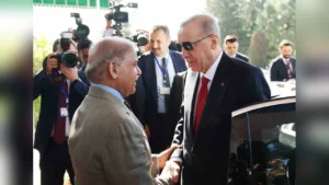 Güney Kıbrıs Rum Yönetimi’ndeki (GKRY) uzantısı Knews’den, küstahça Türkiye Pakistan iş birliğine saldırdı