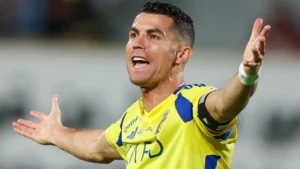 Ronaldo, 23. sezonunu geçirdiği kariyerinde 925. golünü attı