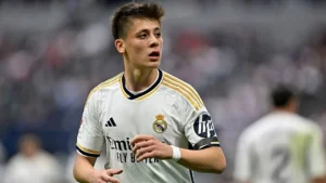 Real Madrid’de forma şansı bulamayan milli yıldız Arda Güler, Avrupa’nın devlerini sıraya dizdi.