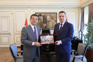 Barolar Birliği Başkanı Erinç Sağkan, gözaltındaki İBB Başkanı Ekrem İmamoğlu ile görüştü