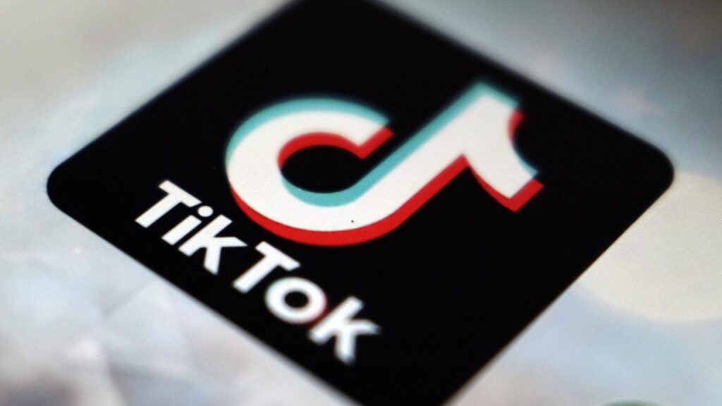 Çin merkezli sosyal medya platformu TikTok, ailelerin sosyal medya deneyimini daha güvenli ve dengeli hale getirmeye yönelik yeni özellikler sundu.