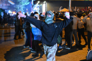 İstanbul Büyükşehir Belediyesi (İBB) odaklı soruşturmalara karşı düzenlenen eylemlerle ilgili toplam 20 soruşturma açıldı…