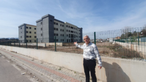 Kocaeli’nin Derince ilçesindeki, Ağız ve Diş Sağlığı Merkezi’nin inşaatı durdu!