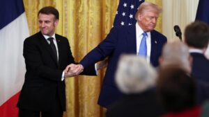 Fransa Cumhurbaşkanı Macron, Trump’ın yeni gümrük tarifelerin etkilenecek sektörlerin temsilcileriyle Paris’te bir araya geldi…