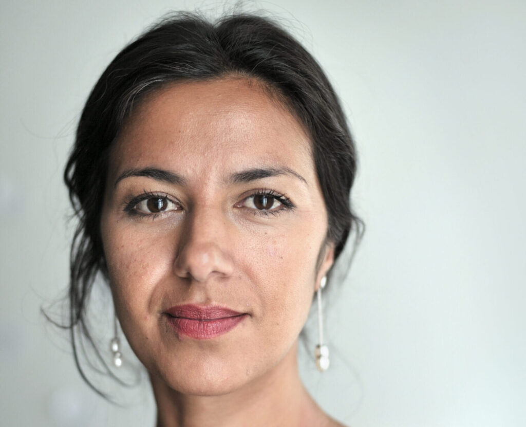 HET INTERVIEW VAN HET JAAR: DE MEEST SUCCESVOLLE EN SYMPATHIEKE TURKSE VROUW DIE OOIT NAAR NEDERLAND KWAM GÜNAY USLU