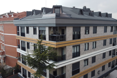 İstanbul depremine karşı riskli yapıların dönüşümünü için başlatılan “Yarısı Bizden” kampanyası sürüyor…