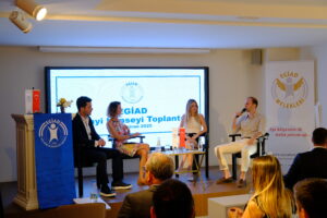 EGİAD’lı Sanayiciler Yaz Akşamında Buluştu