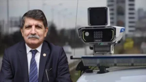 “Bakan 220 ile Gidiyor, Vatandaşa 50’yi Geçtin Diye Ceza!”